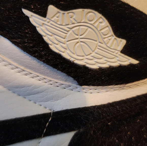 NIKE AIR JORDAN 1 RETRO HIGH OG TWIST SZ 8 WOMEN CD0461 007 PONY 2019 WHITE BLK - Picture 11 of 13